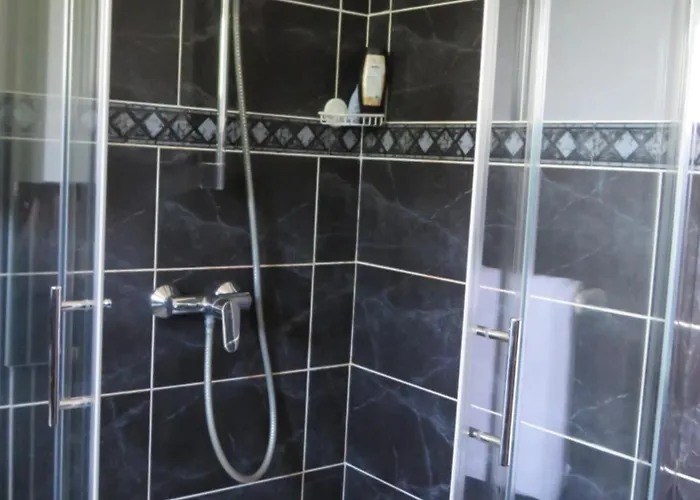 Holidays 1 アパート