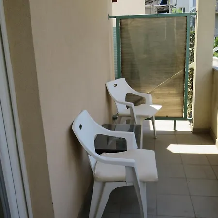 Holidays 1 アパート *